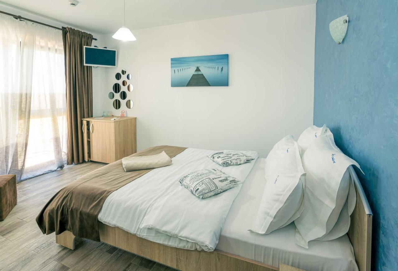 Casa In Culori Vama Veche Hotel Eksteriør billede