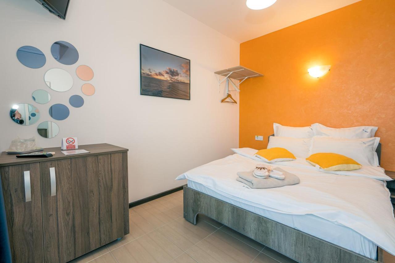 Casa In Culori Vama Veche Hotel Eksteriør billede