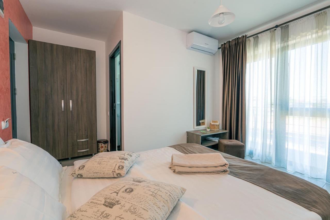 Casa In Culori Vama Veche Hotel Eksteriør billede